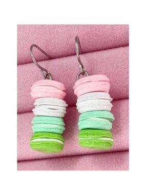 Stacked Macaroon Earrings Pastel Colors Detail